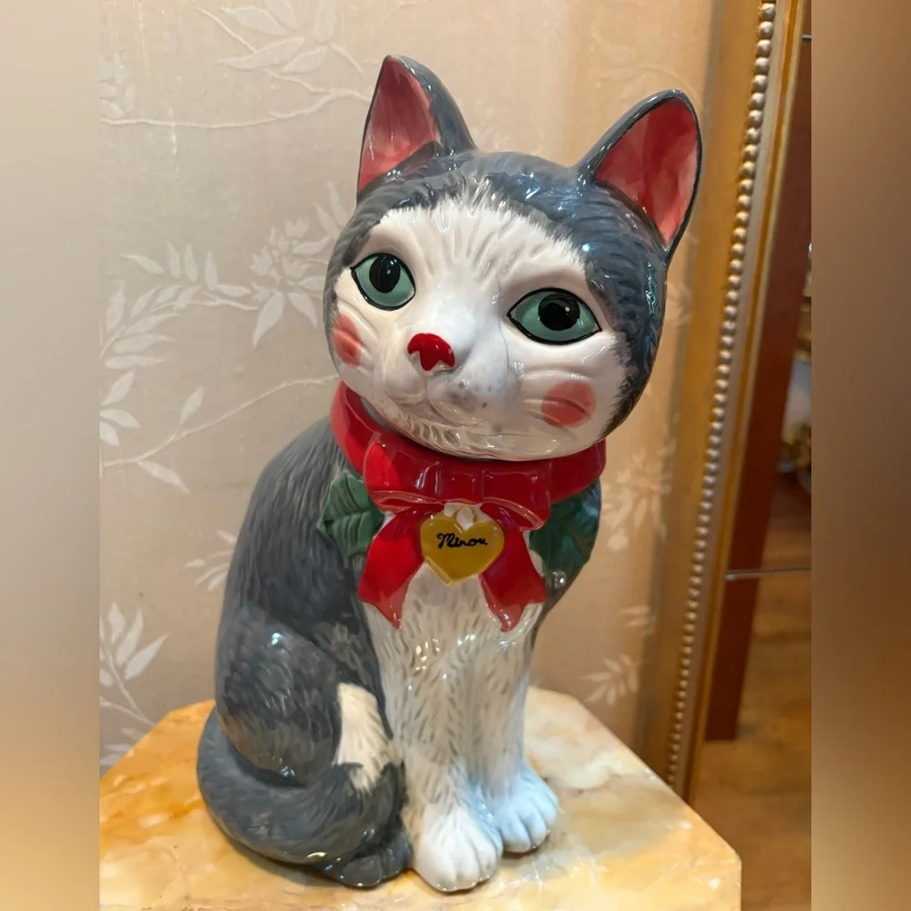 Anthropologie ♥️Peluche 🐱 Darling Cat Ceramic Cookie Jar with Red Bow